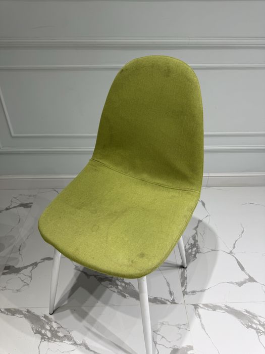 Продам 4 стула зеленых