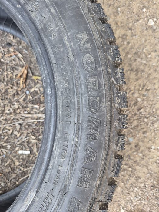 Шины продам в  r16