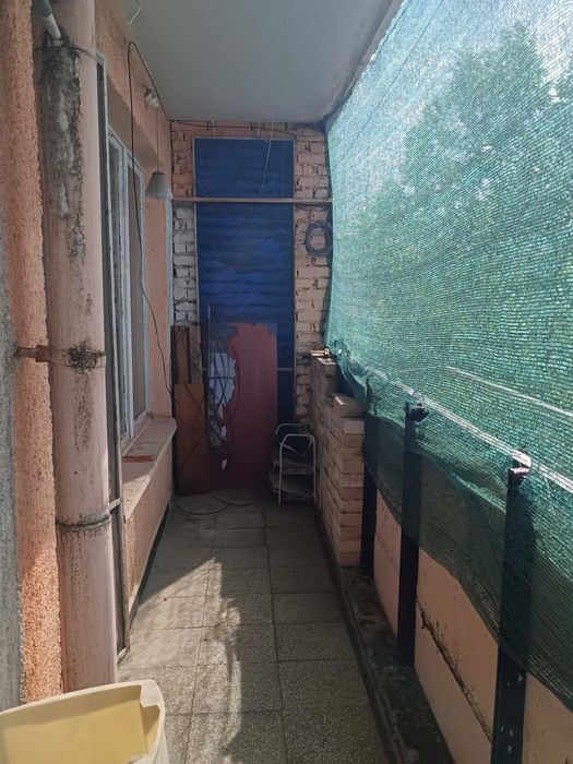 Продава се Тристаен апартамент в Карнобат - 80 кв.м за 863 €/кв.м - Снимка #1