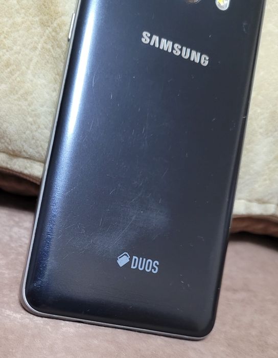 Telefon Samsung J5 (2016)