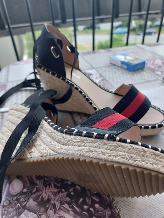 Дамски сандали 38