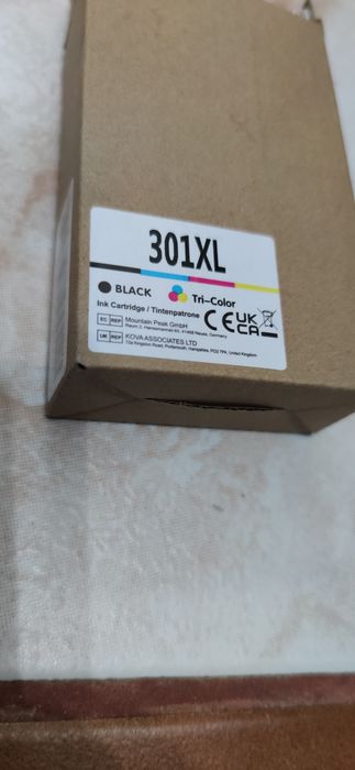 Cartușe Imprimanta Negru și Color
