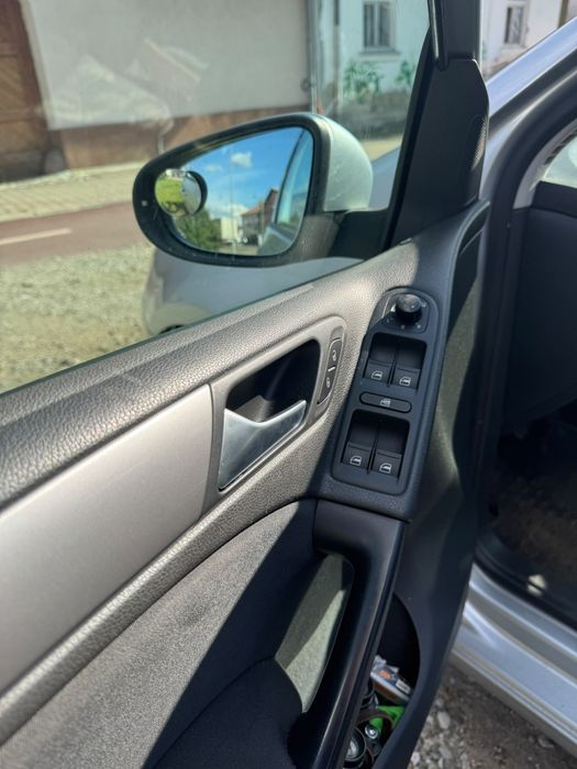 Volkswagen Golf 6 1.6 benzină