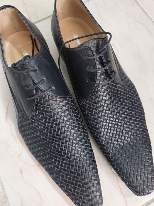 Продаются мужские новые туфли