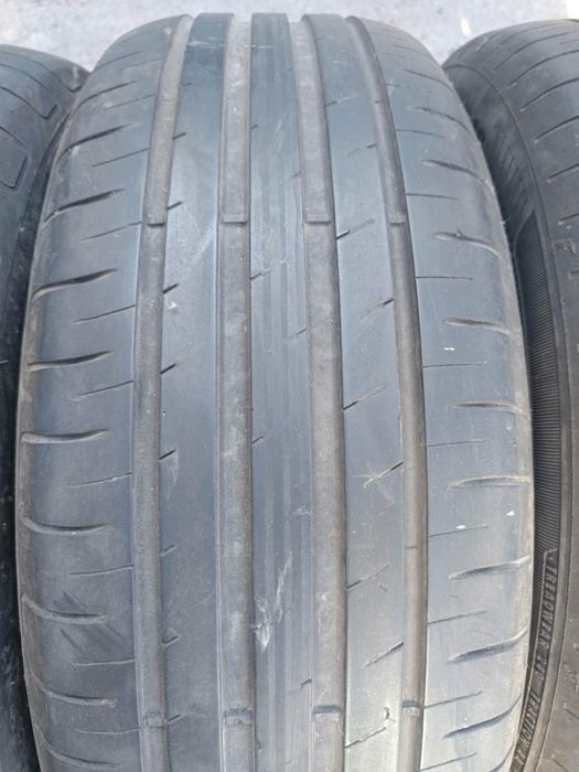 205/60/16 4броя GoodYear EfficientGrip.Гумите са в перфектно състояние