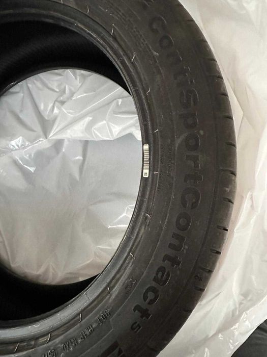 Set 4 anvelope CONTINENTAL 235/50R18