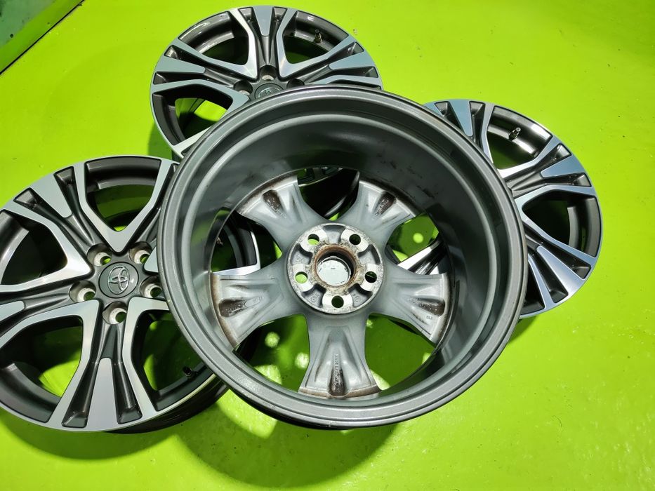 17 5x114.3 Toyota лети джанти 5х114.3 тойота