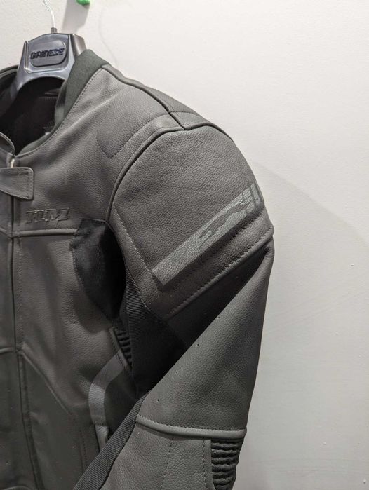 Combinezon Costum moto piele 2PC FLM , marime 50