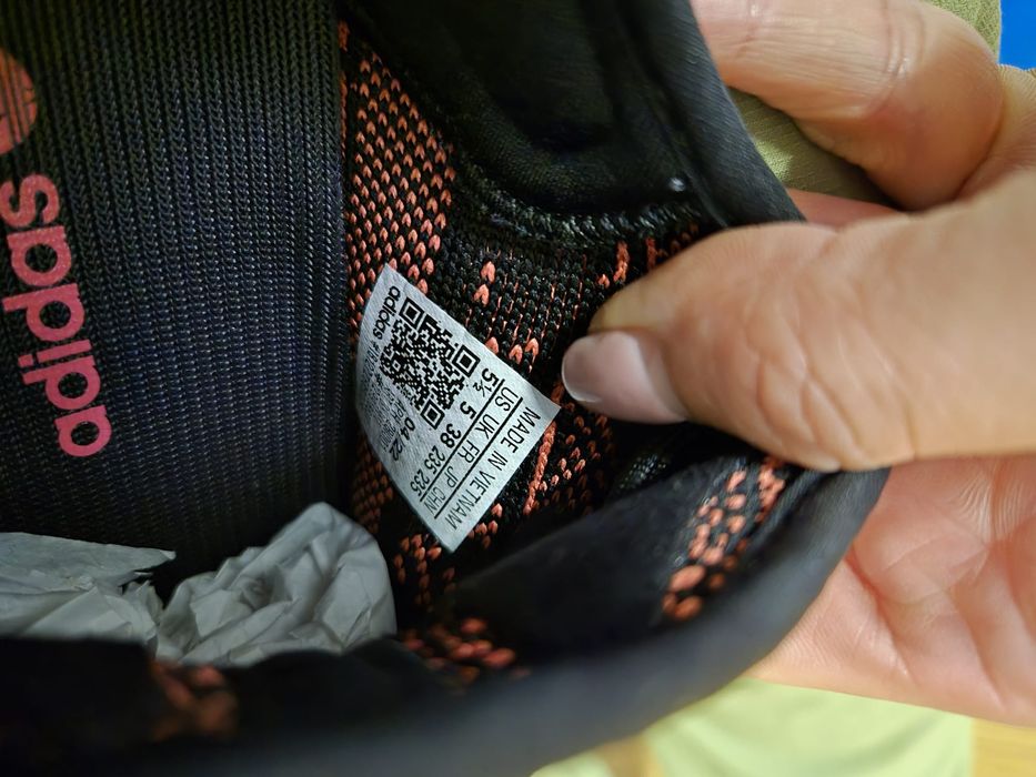 Yeezy 350 Core Black Red