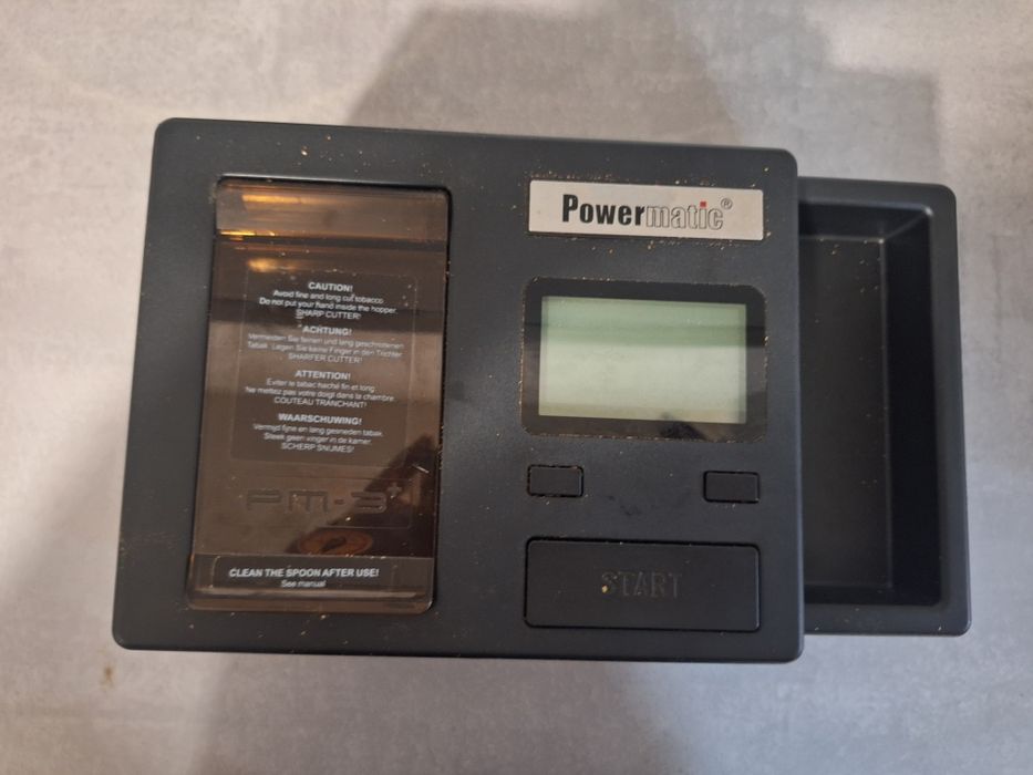 De vanzare masina de facut tigari.