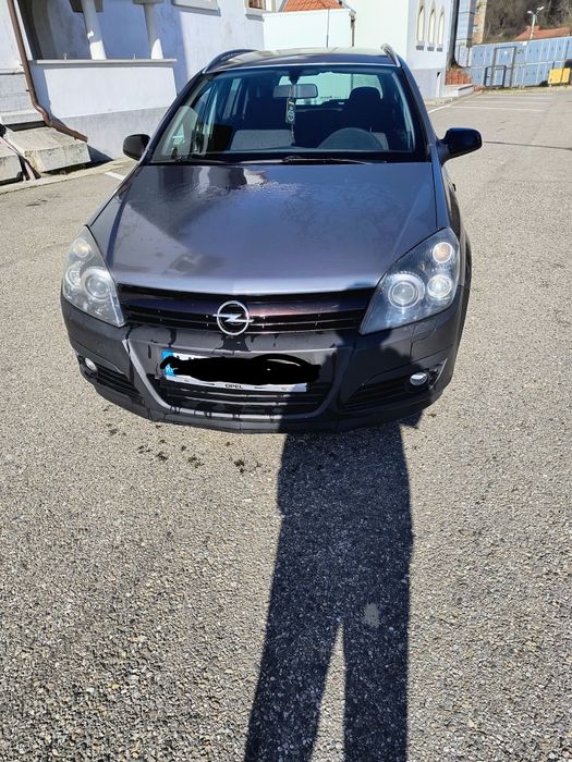 Vând Opel Astra H