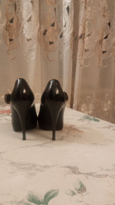 Туфли женские б/у