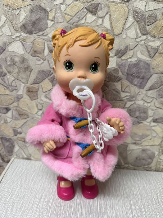Кукла  фирменная  Hasbro