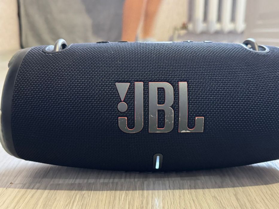 Продам колонку JBL