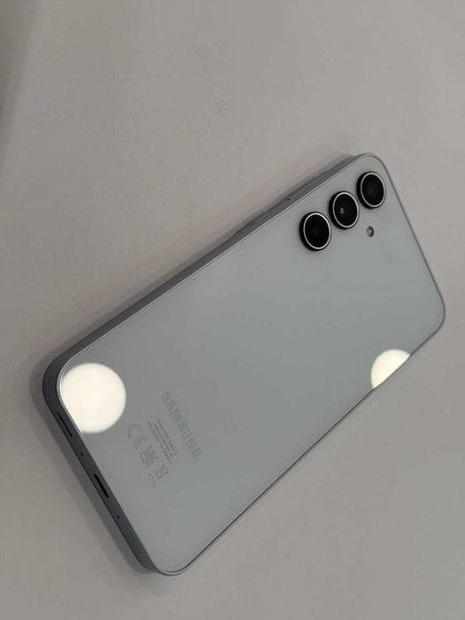 Samsung Galaxy A35 5G White – 128GB / 6GB RAM