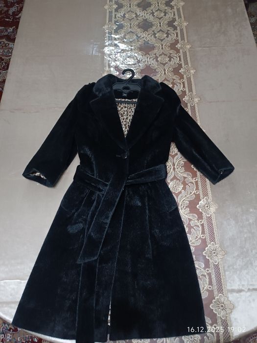 Очень красивая женская шуба