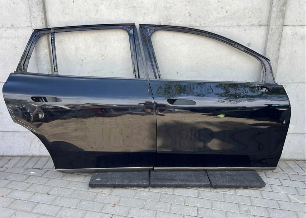 Предна дясна задна дясна врата Мерцедес EQS Сюв / Mercedes EQS 296 SUV