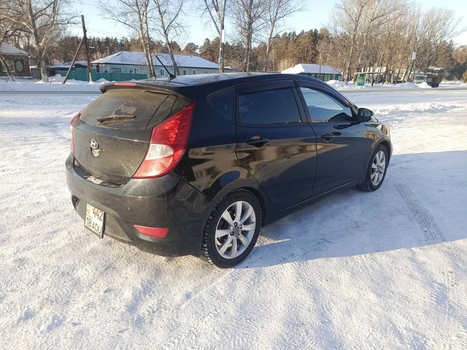 Хюндай акцент 2012