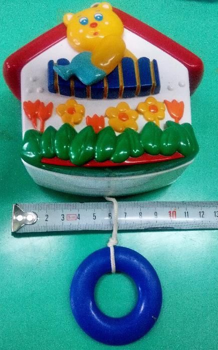 Бебешка музикална играчка Chicco свиреща механична музикална кутия