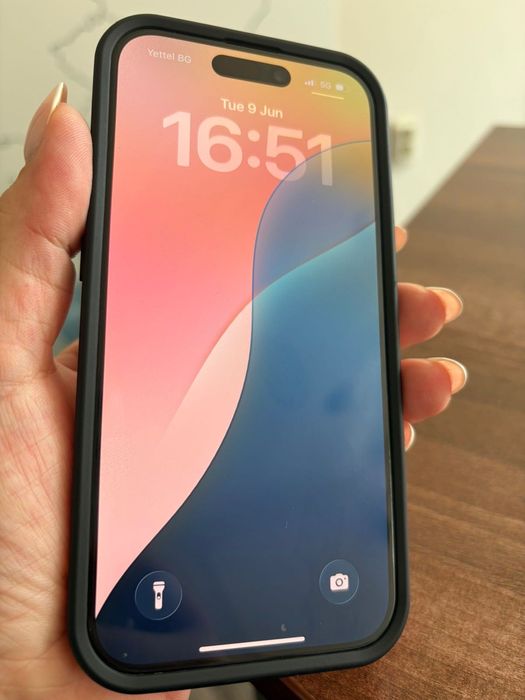 iPhone 15 pro 256