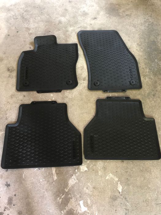 Комплект оригинални гумени стелки VW-Т7,Golf,Audi Q5