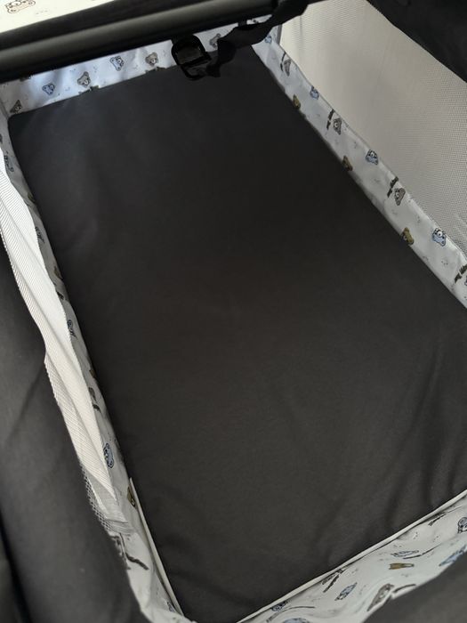 Продам манеж кровать