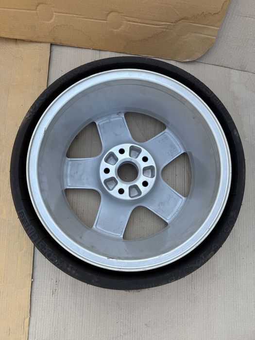 Сгъваема патерица Audi Q3 VW Tiguan 205/70 R16 5x112