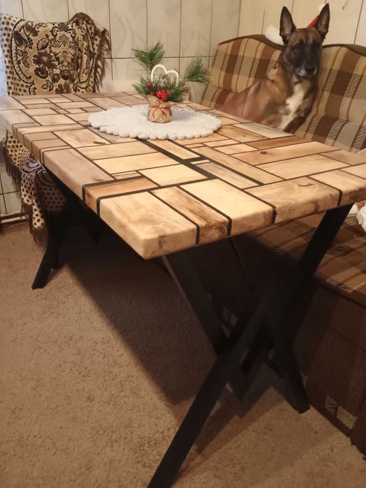 Masa lemn masiv cu rasina