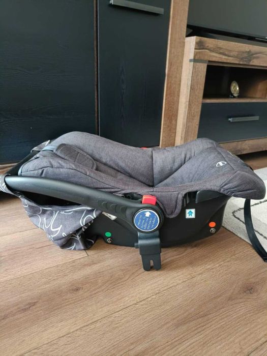 Комплект бебешка количка+кош+кош за кола+матраче