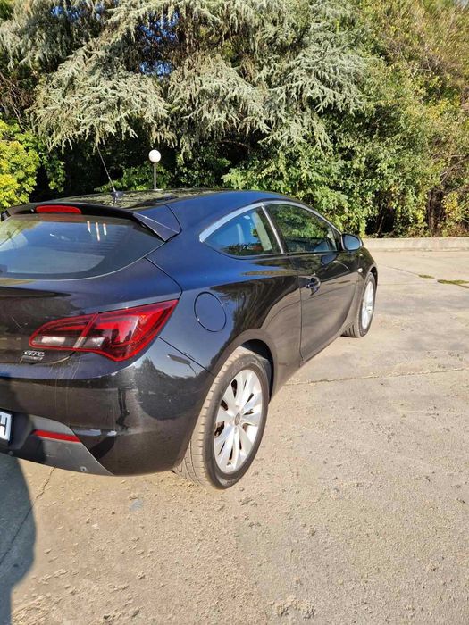 продавам опел астра dta отлична