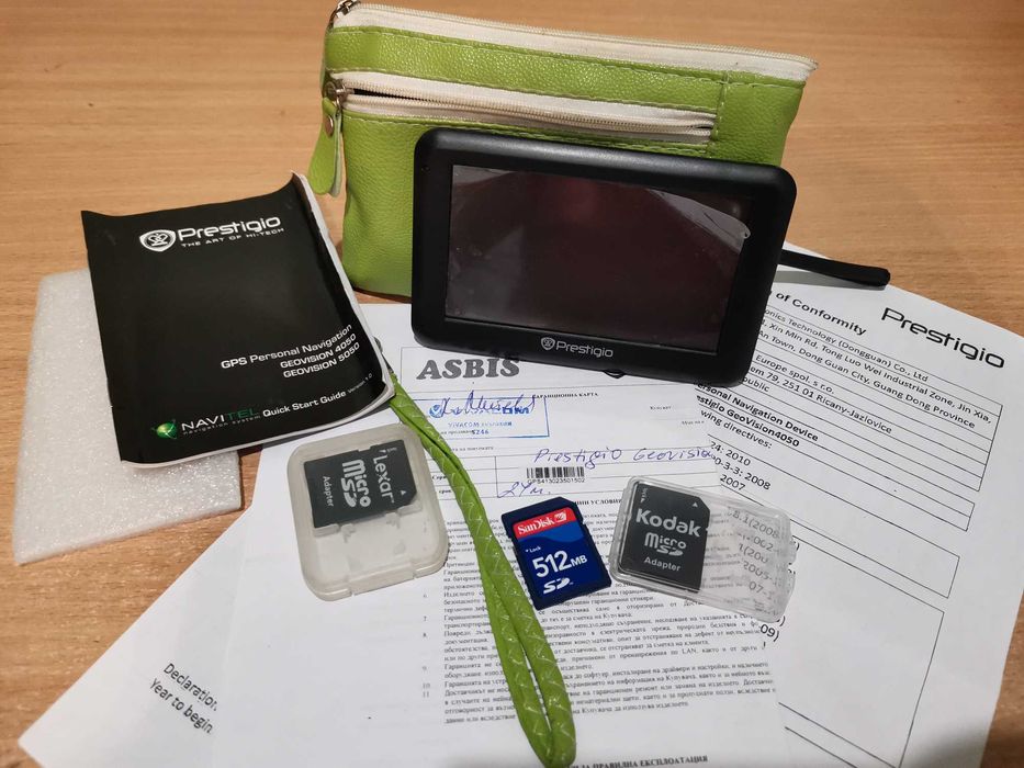 Навигация Prestigio GeoVision 4050 -НОВО(Стойка,кабел,зарядно,калъфче)