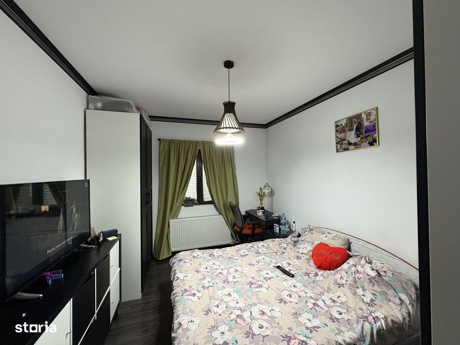 Casă nouă, 3 camere, curte și mansardă