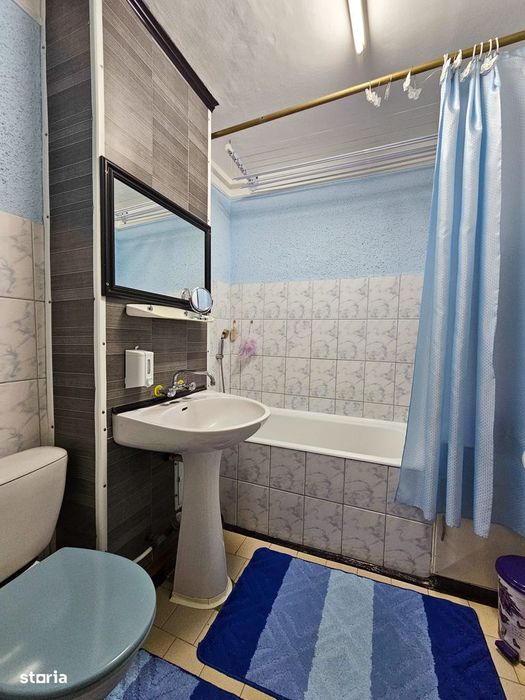 Apartament 3 camere - etaj 1/4 - decomandat - Mircea cel Bătrân - Iași