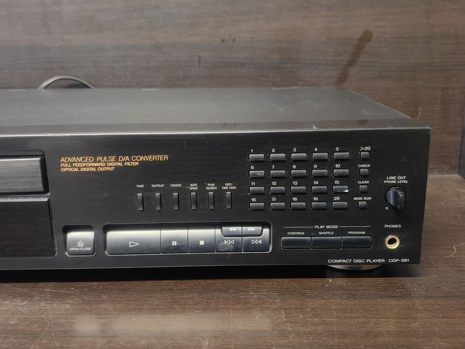 CD плеър Sony CDP 561
