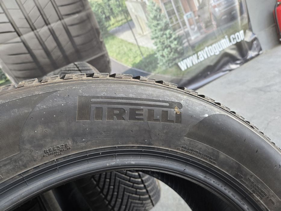 235/60/18 PIRELLI 4бр