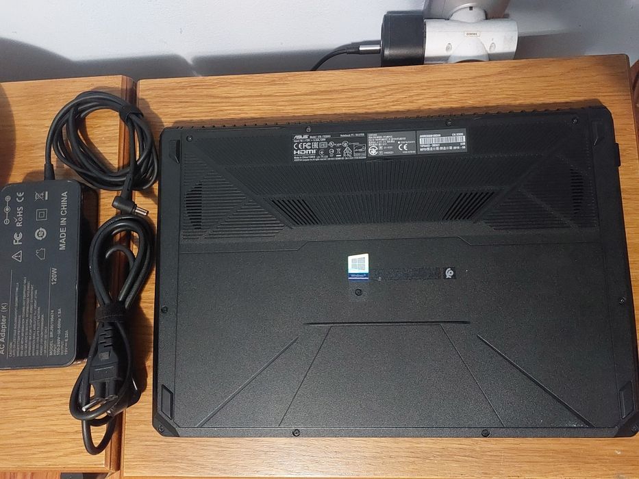 Laptop Asus Tuf i5 8300h 2,3Ghz/4Ghz, 16GB, 480GB+16GB GTX 1050 2G W11