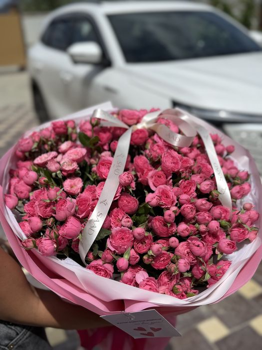 Продам букет кустовых роз