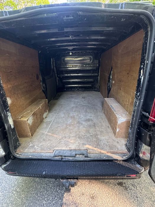 Vând Opel Vivaro 2.0 TDI
A
Cartea intreaga