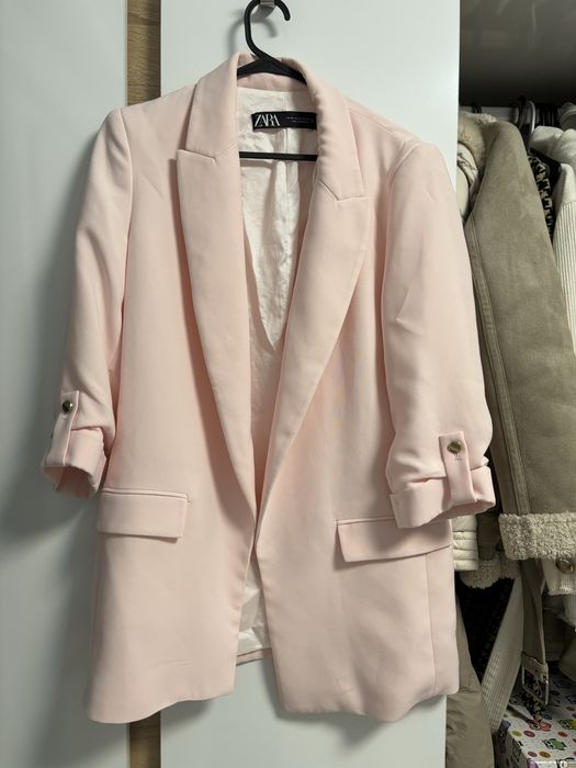 10€ на брой - сака, палта, якета на Zara и други