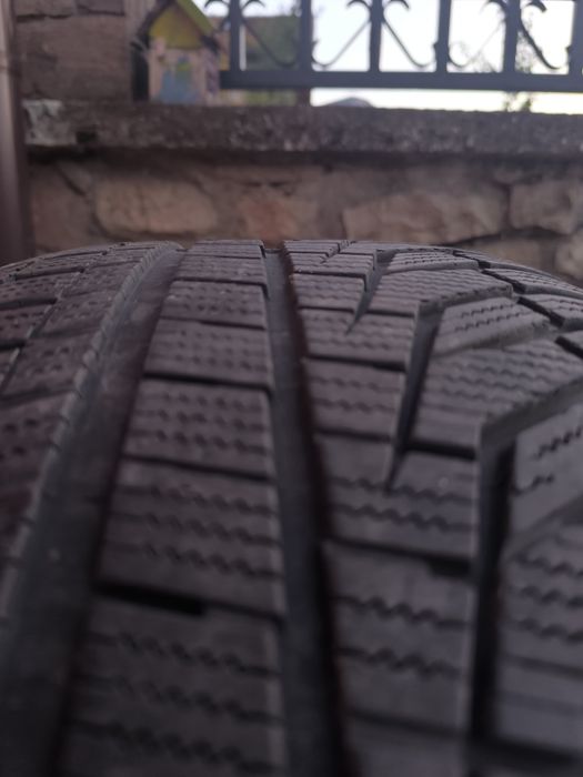 Зимни  гуми hankook  275 45 20