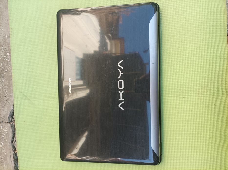 Laptop MD 98970 model p7624 i5 placa video dedicata 1gb cu 8 GB ram