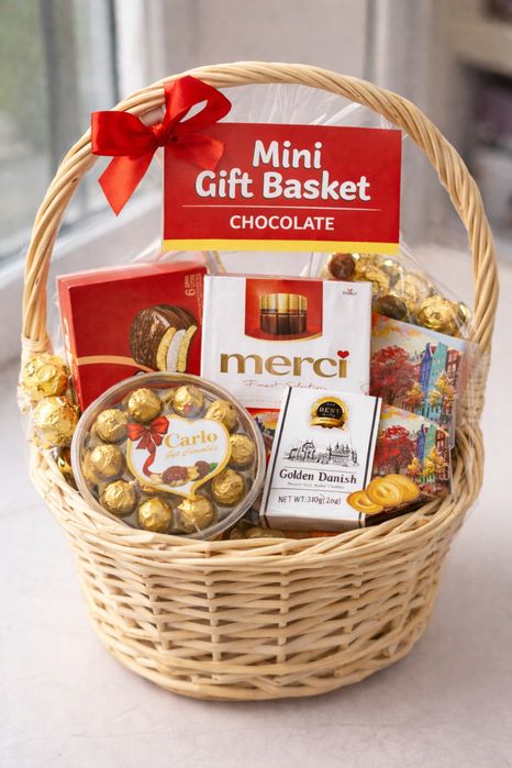 Подарочные корзины сладостей к 8 Марта