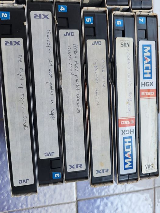 Casete VHS înregistrate si noi