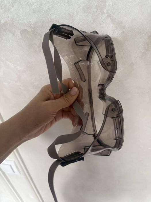 Защитные очки удобные мощные