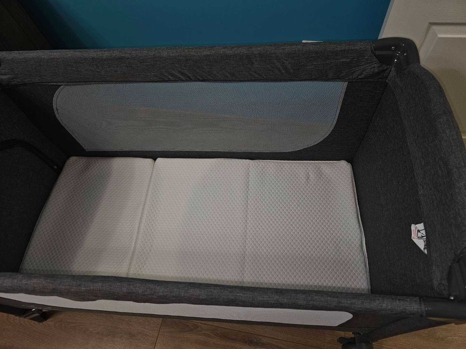 Преносима бебешка кошара Cangaroo Skyglow със сгъваем матрак