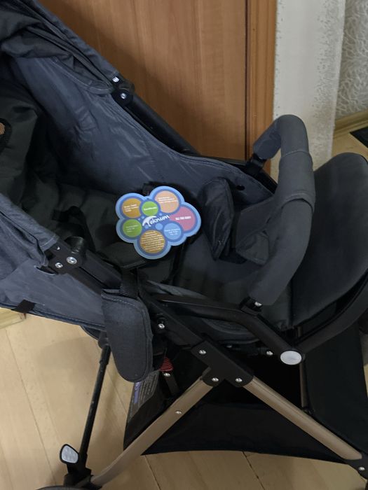 детская коляска,серый