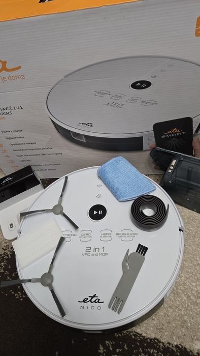 Прахосмукачка Робот