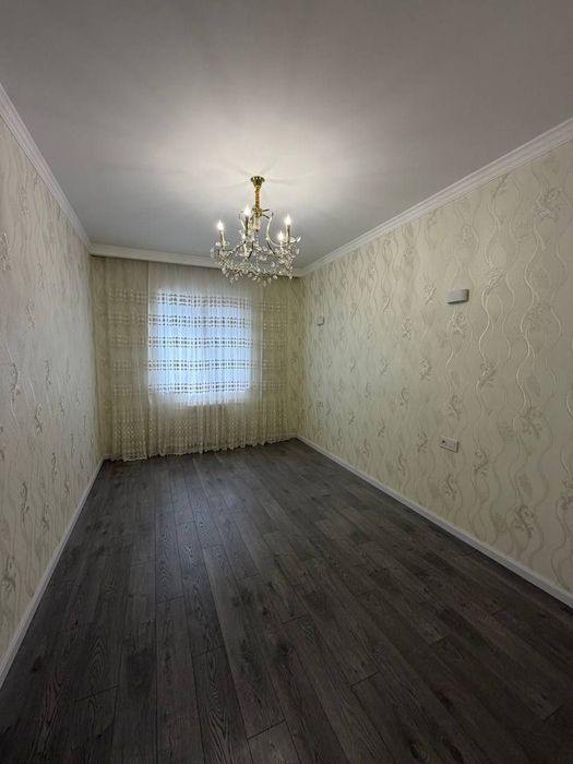 Срочно продаётся 4 ком Ойбек метро Космонавтов