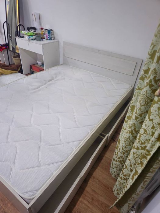 Продам кровать 1,5м*2м