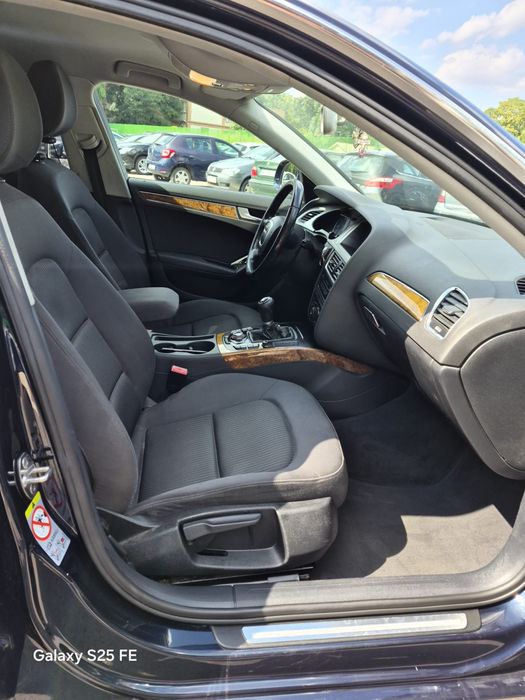 Vand AUDI A4 B8 2009